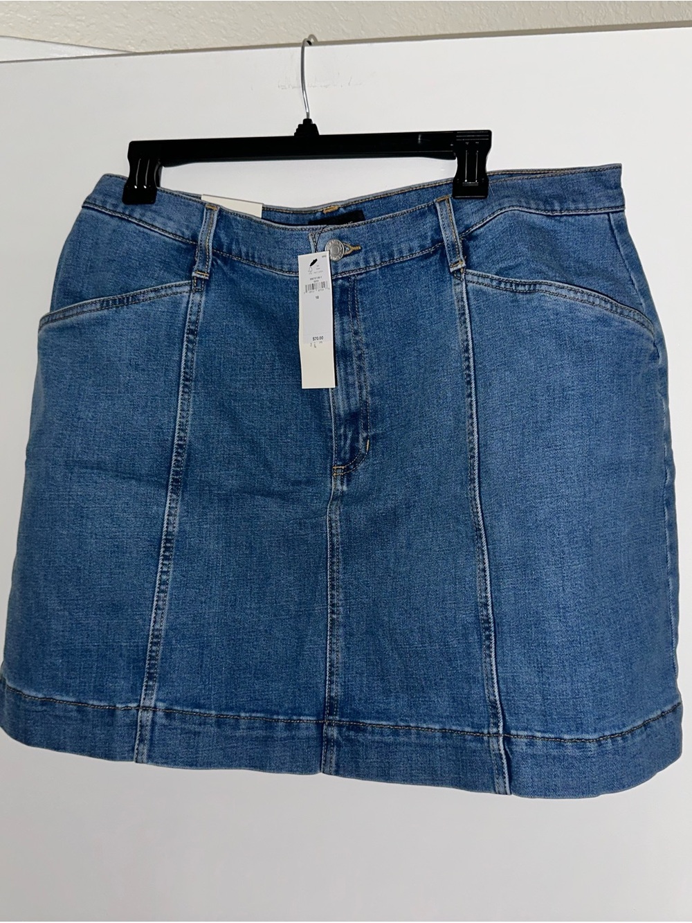 Banana Republic denim skirt